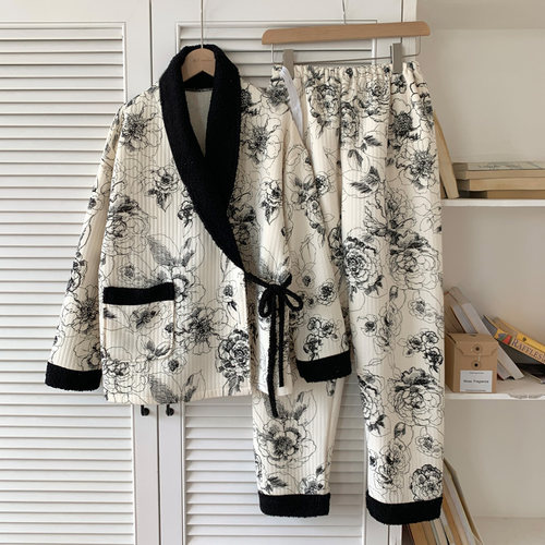 秋冬季加厚空气棉孕妇月子服大码200斤3哺乳睡衣产后纯棉夹棉套装