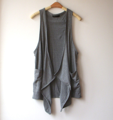 灰色中长款马甲马甲开衫