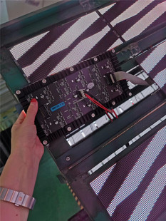 led显示屏户外高清屏幕滚动视频电视墙老化车间led单元板模组滚动