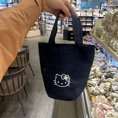 外出手提新款包包大容量牛仔包水杯韩版刺绣小猫手拎包KT猫水桶包