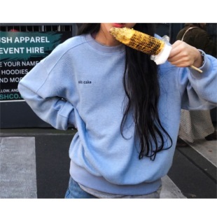 奶昔蓝刺绣卫衣 July七月 慵懒少年感早秋宽松休闲上衣 Cake Ohh