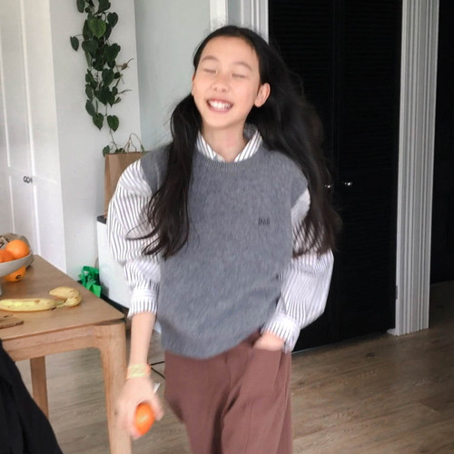 Ohh Cake Riley Grey Woolen Knit Vest早秋莱莉灰色羊毛针织背心
