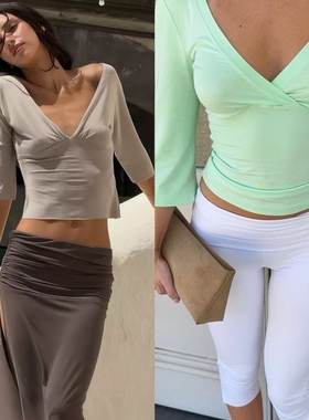 JHZ淡人辣妹Top紧身中袖上衣美高减龄复古y2k深V侧开叉半袖T恤