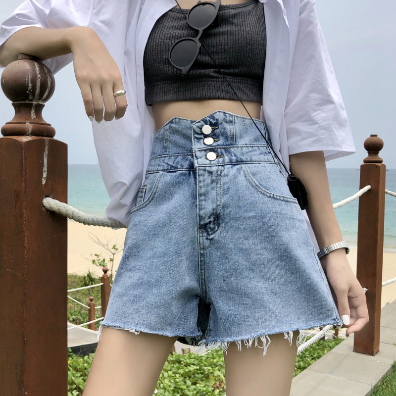 Real-price Korean version of high waist and slim three-grain button wool edge washed jeans shorts and hot pants