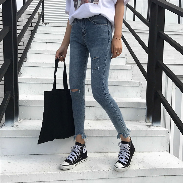 Real-price Korean version of light-colored high-waist pierced calf jeans pants, Slim Pencil pants, nine-minute pants