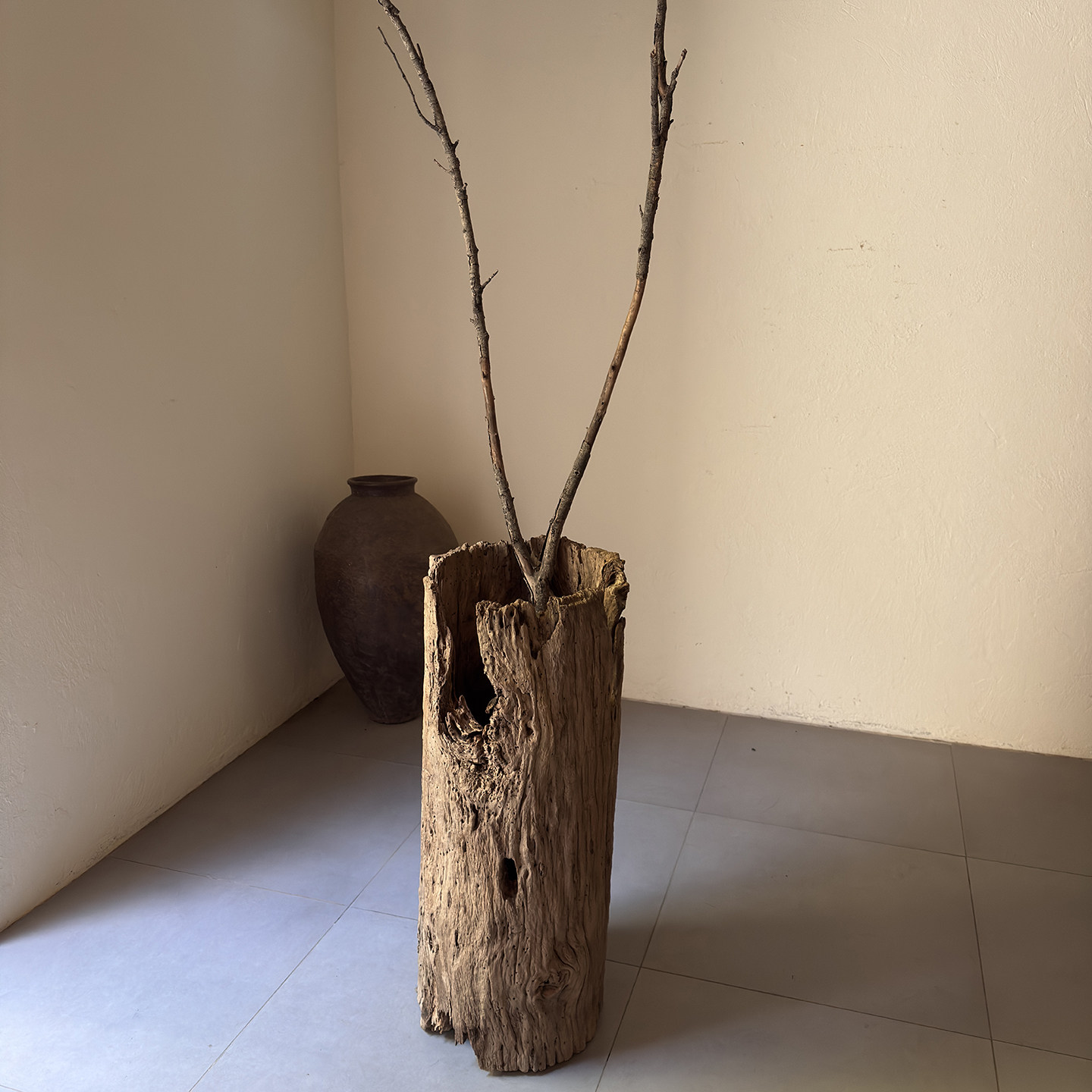 古旧茶空间枯木插花枯木桶侘寂风艺术空间摆件老木桶26113