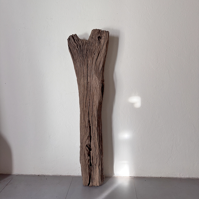 古旧侘寂风艺术空间装饰老木头立柱禅意枯木装饰摆件收藏251122