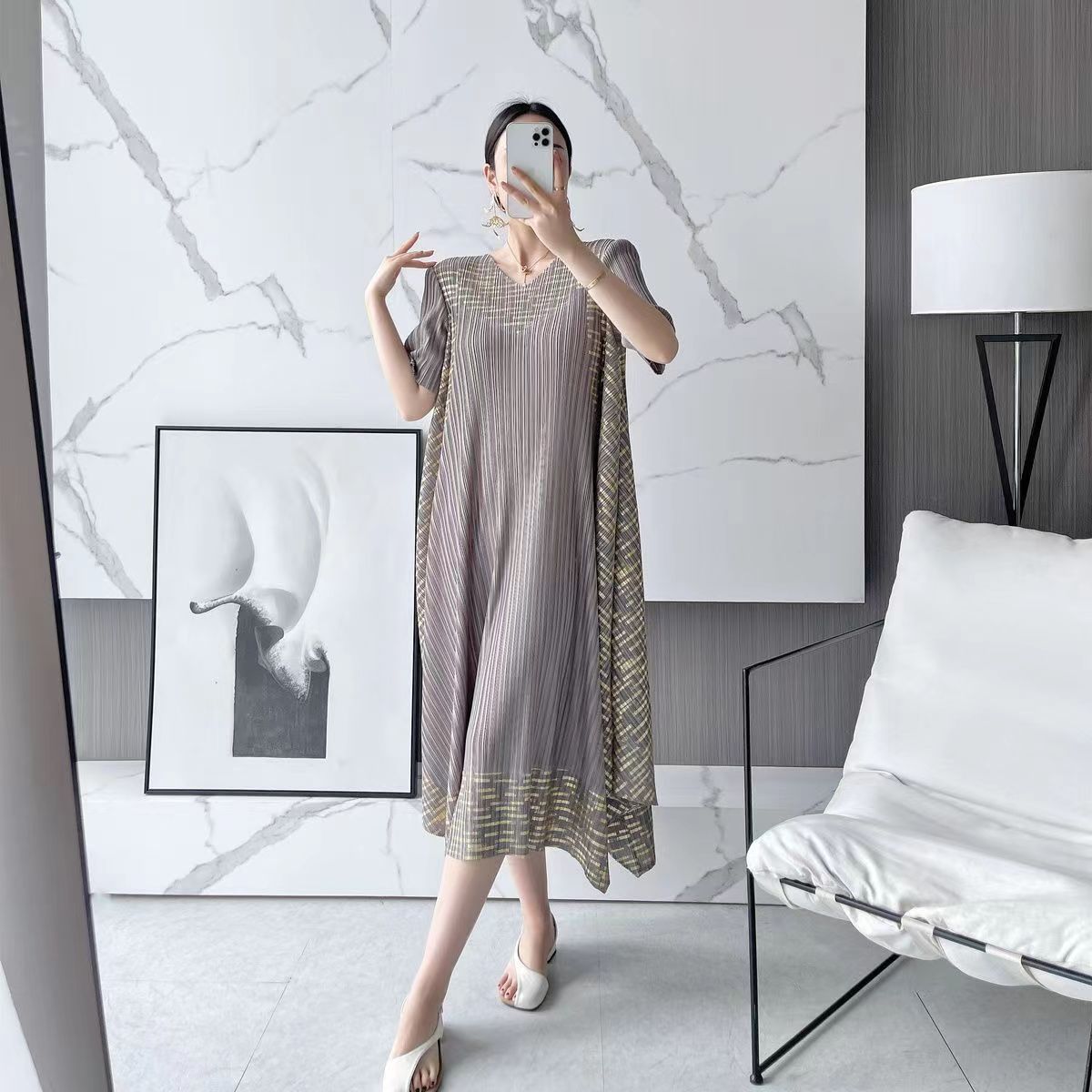 三宅复古印花褶皱连衣裙女秋季20