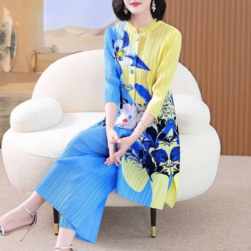 洋气高级感褶皱印花套装女立领中长款七分袖上衣直筒裤三宅两件套