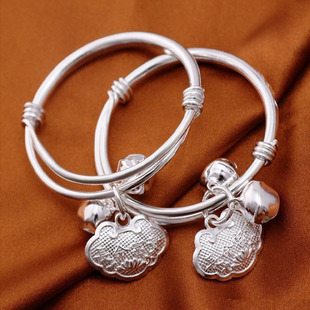地摊爆款 苗银圆肚印字挂大圆锁推拉镀银小孩儿童手镯系列富贵百岁