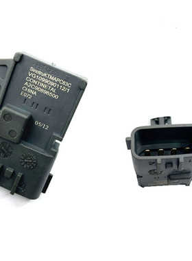 中国重汽豪沃T7H汕德卡T5G发动机温度进气压力传感器VG1099090112