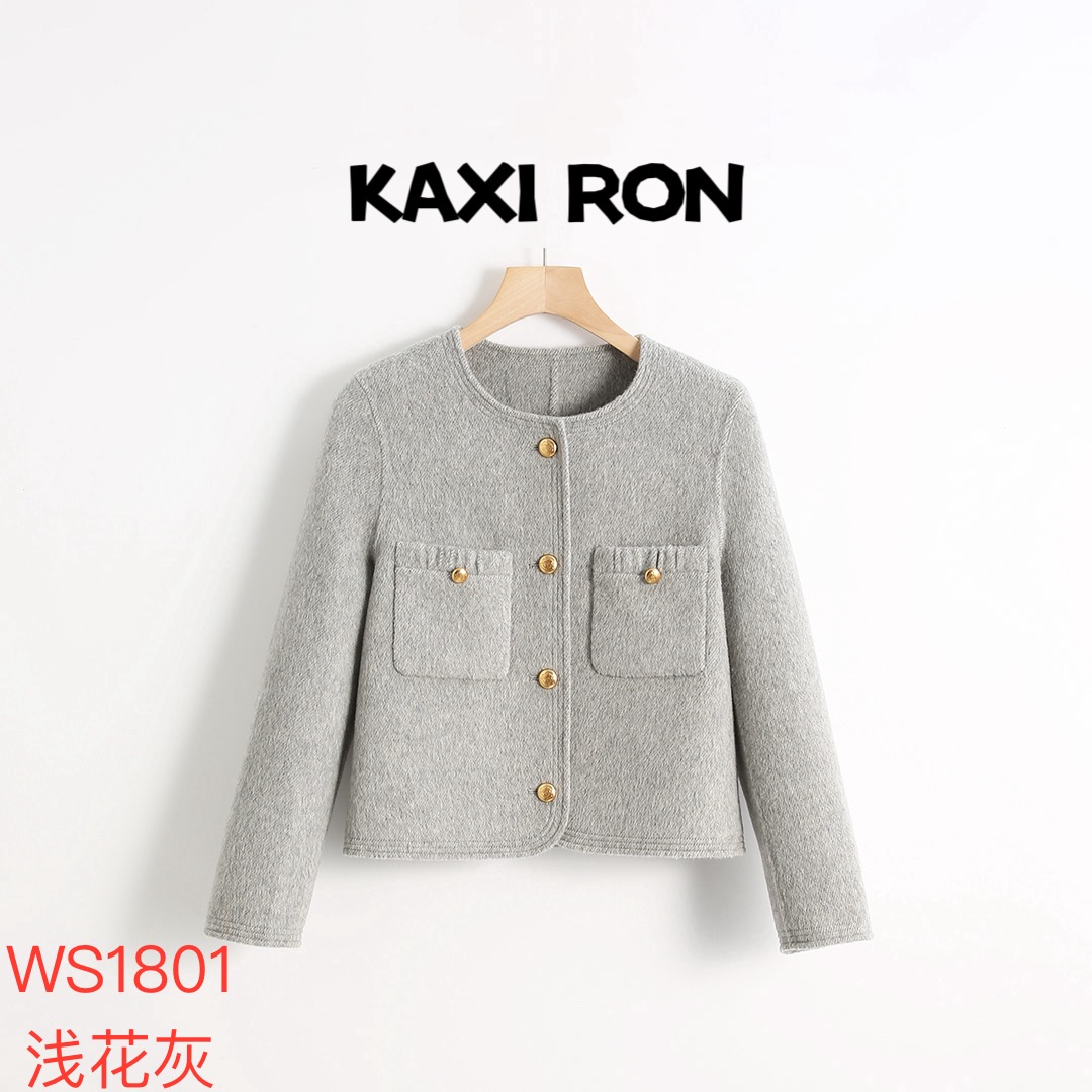 【安琪儿专享】圆领金属扣小香风短款大衣WS1801