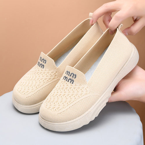 春秋老北京布鞋女新款轻便休闲妈妈鞋浅口百搭透气一脚蹬懒人单鞋