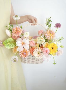 仿藤条手工编织花篮 塑料藤编手提篮绿植鲜花小花篮装饰A6