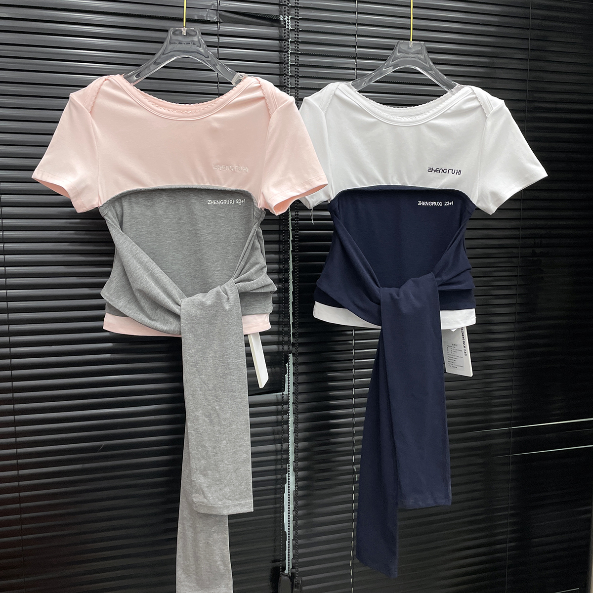 付新博女装拼接立体绑带T恤女小众设计感时尚撞色短袖上衣13903