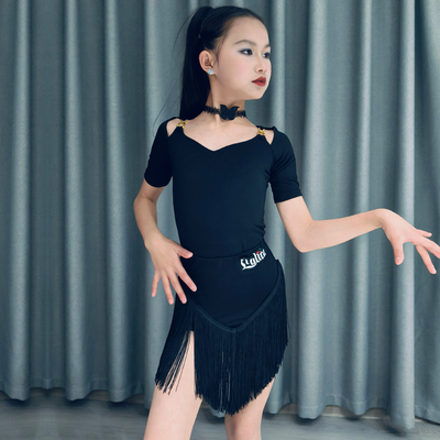 女童拉丁舞服装2026夏季新款练功服少儿高级感黑色流苏舞蹈演出服