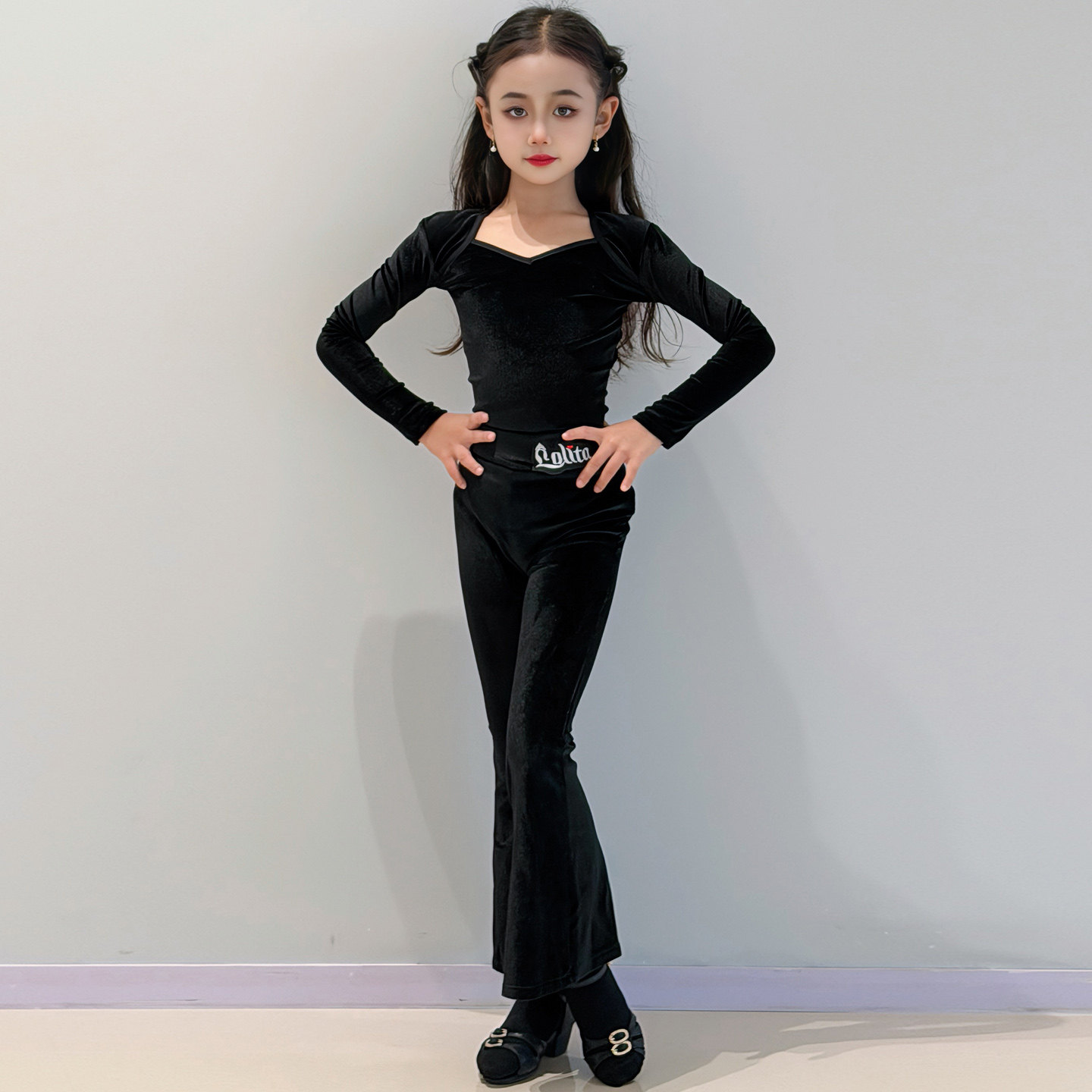 2026秋冬丝绒女童拉丁舞练功服儿童分体长袖舞蹈服黑色拉丁裤套装