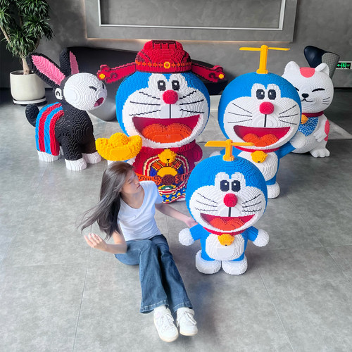 大型竹蜻蜓财神哆啦A梦积木摆件