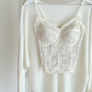 高质感法式 含棉秋冬加绒保暖背心聚拢收腰显瘦带胸垫吊带 蕾丝