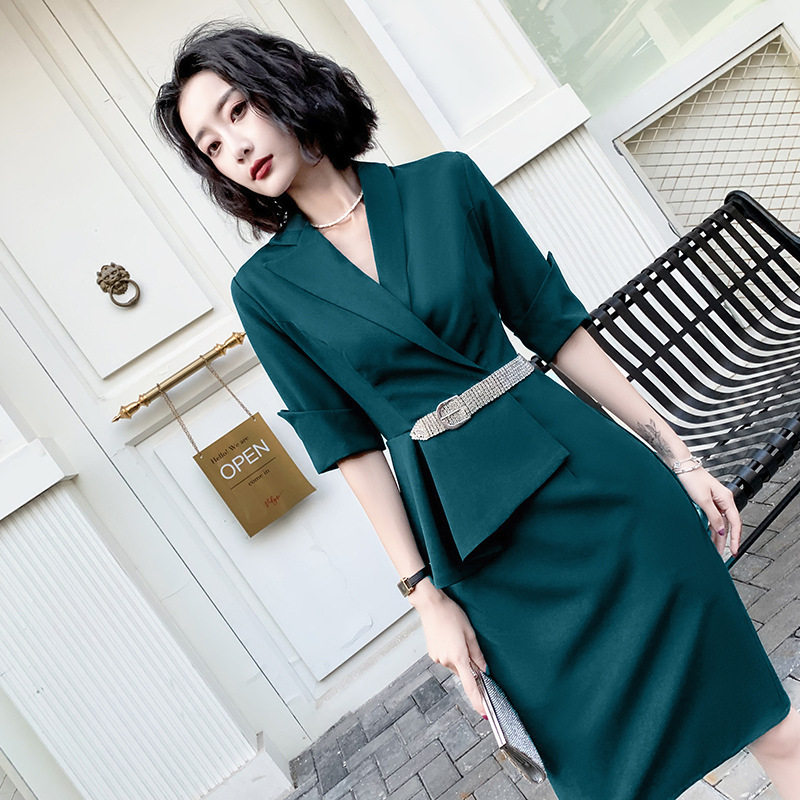 小晚礼服女2026显瘦宴会气质名媛连衣裙平时可穿西装领短款礼服