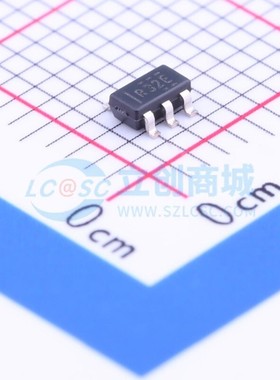 电压基准芯片 REF3233AIDBVT SOT23-6 TI/德州 电子元器件配套