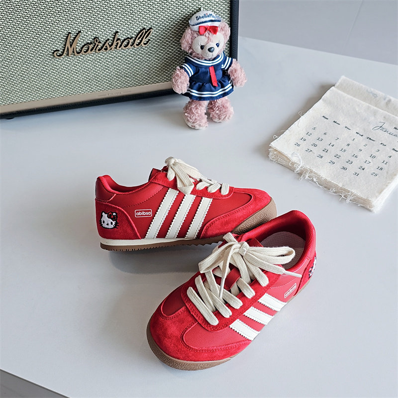 68016童鞋2026春款韩版男女童低帮休闲鞋板鞋德训鞋阿甘鞋跑步鞋