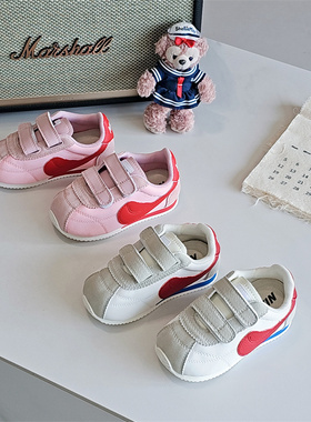 261003童鞋2026春季新款韩版男女童轻便德训鞋阿甘鞋运动鞋跑步鞋