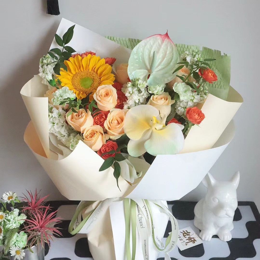 长春鲜花速递教师节花束礼盒抱抱桶紫玫瑰粉玫瑰香槟向日葵绣球
