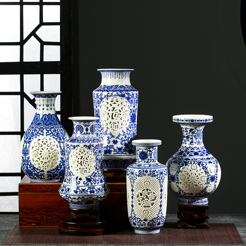 景德镇镂空粉彩新中式风装饰品