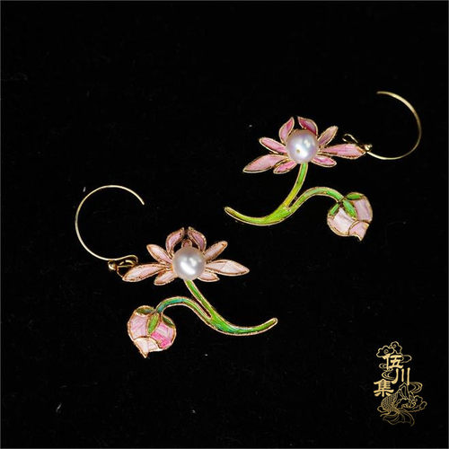 伍川集【一树红桃】鹦鹉羽仿点翠桃子桃花耳环新中式旗袍汉服配饰