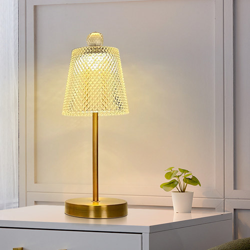 十咖照明玻璃水晶轻奢铁台灯