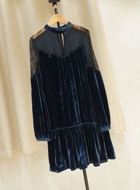 意系牛货 真丝丝绒拼接蕾丝 露肩连衣裙