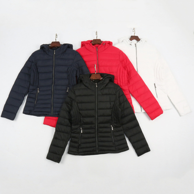 连帽修身棉服女士轻盈保暖棉衣