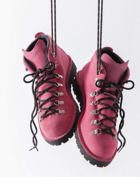 代购Danner 丹纳 黑色 Madhappy & Danner 靴子男女户外休闲