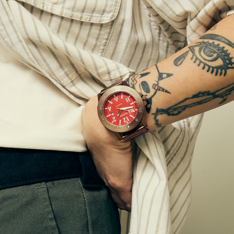 Nixon夜光日历男女手表