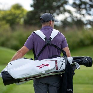 sun day red老虎伍兹 x Vessel Leather Sunday III 高尔夫杆包