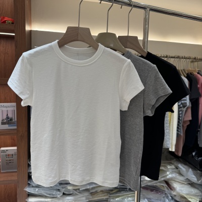 欧货1217正品后背小马刺绣修身显瘦百搭圆领短袖T恤衫上衣女春夏