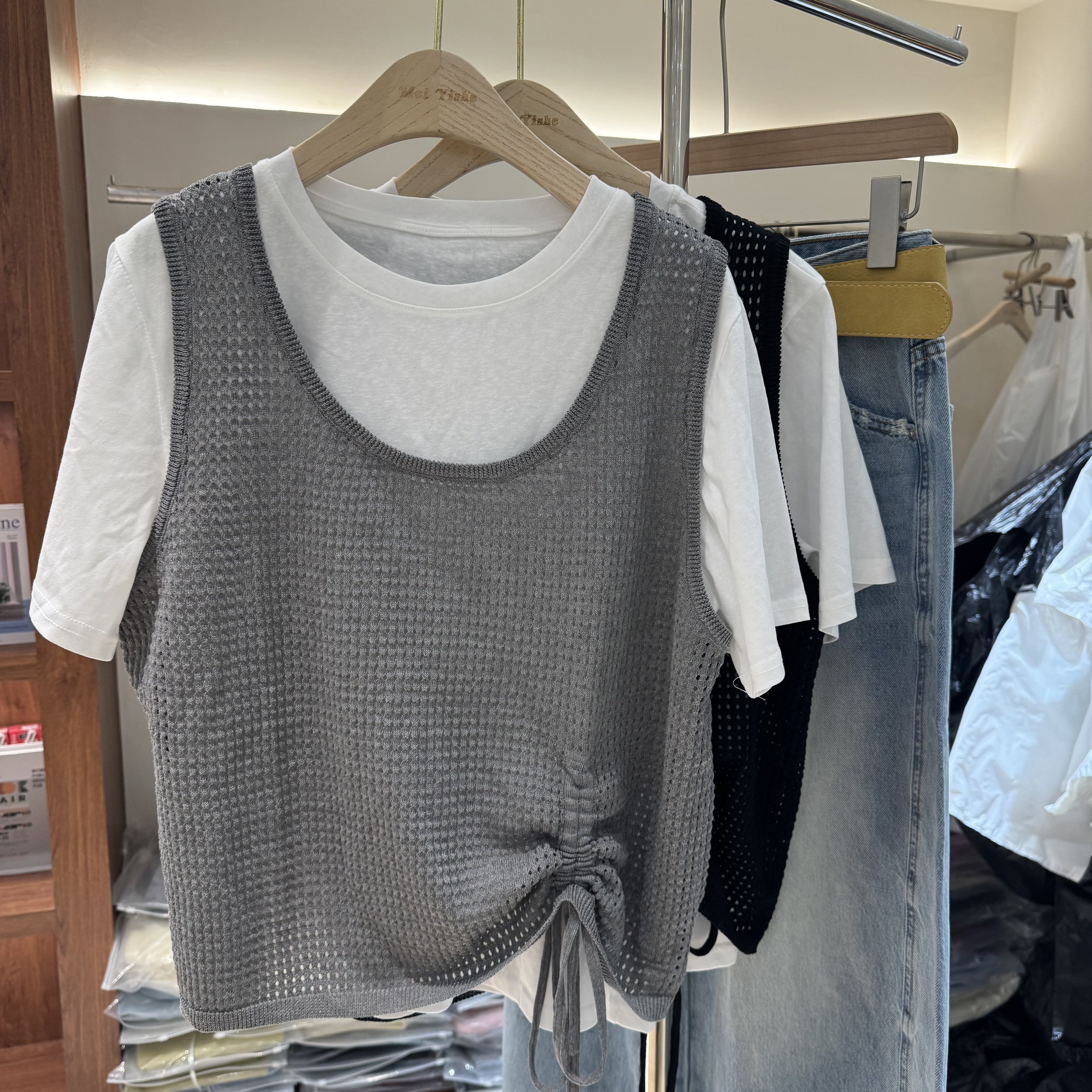 66028正品2026春款假两件短袖针织衫女叠穿镂空绑带背心百搭上衣