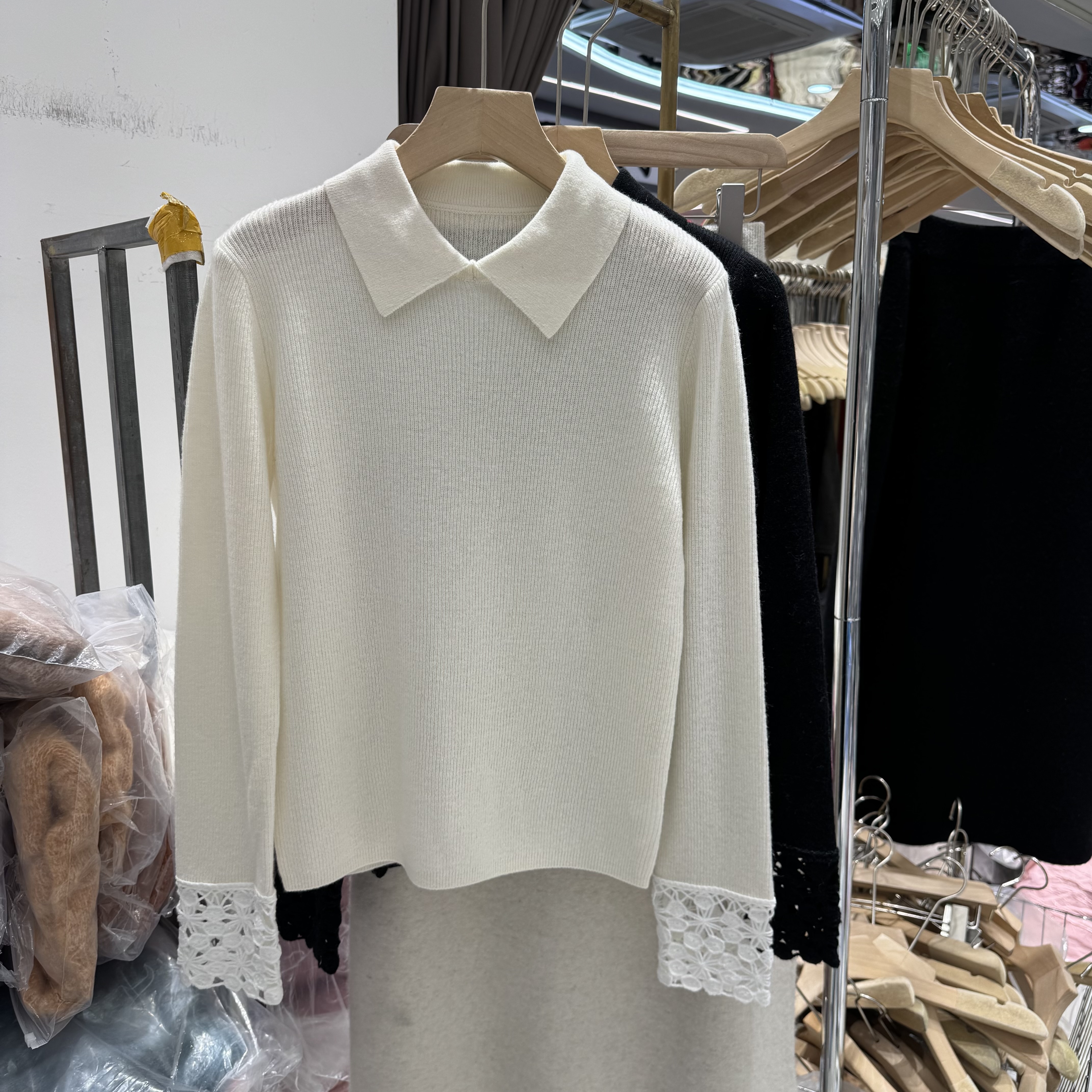 羊毛39315韩范洋气翻领套头针织衫时尚袖口钩花刺绣别致显瘦毛衣