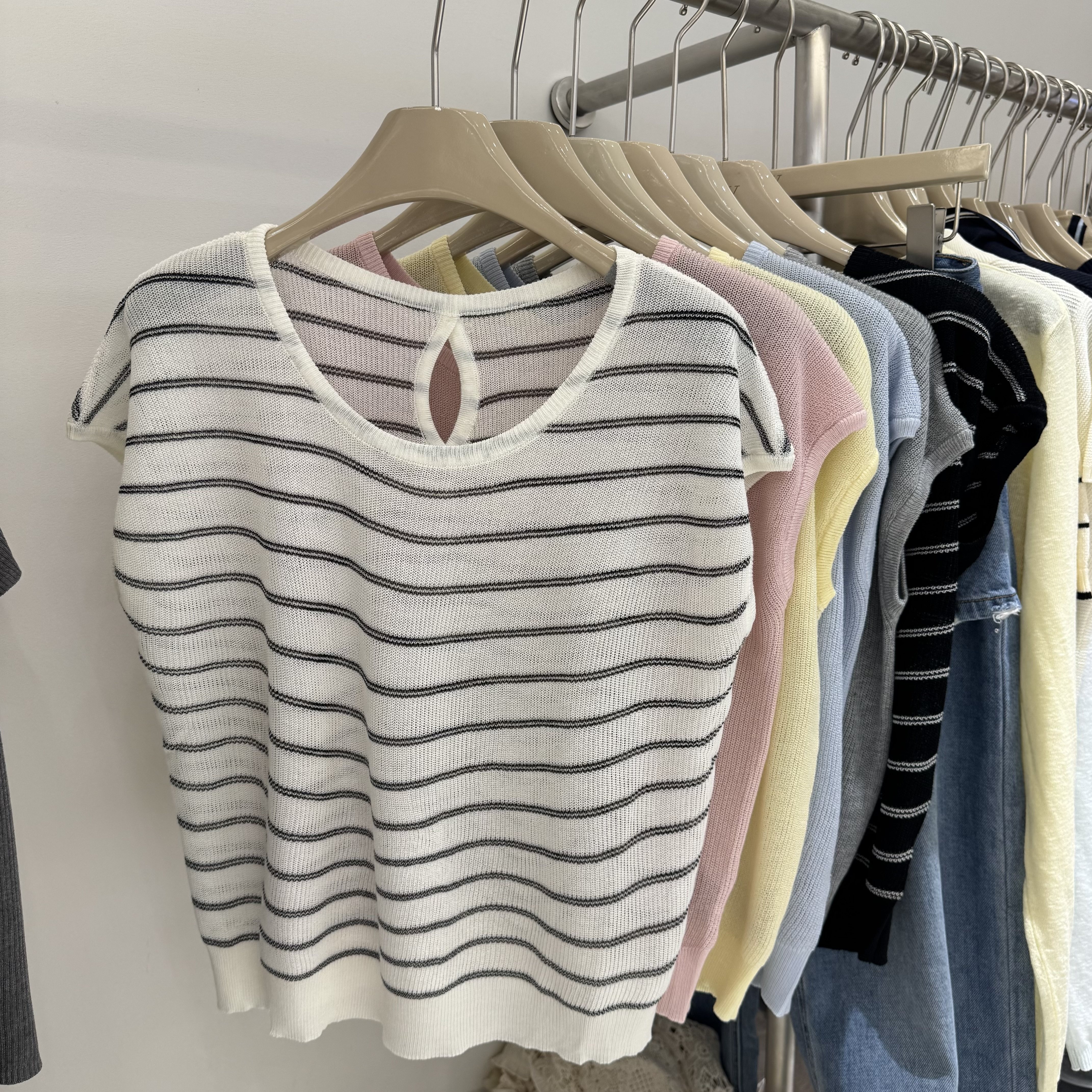 圆领短袖针织衫女显瘦毛衣上衣冰丝薄款亚麻夏季时尚设计感纯色潮