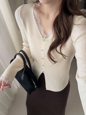 全羊毛67527蕾丝拼接V领亲肤针织打底开衫秋冬设计温柔气质毛衣女