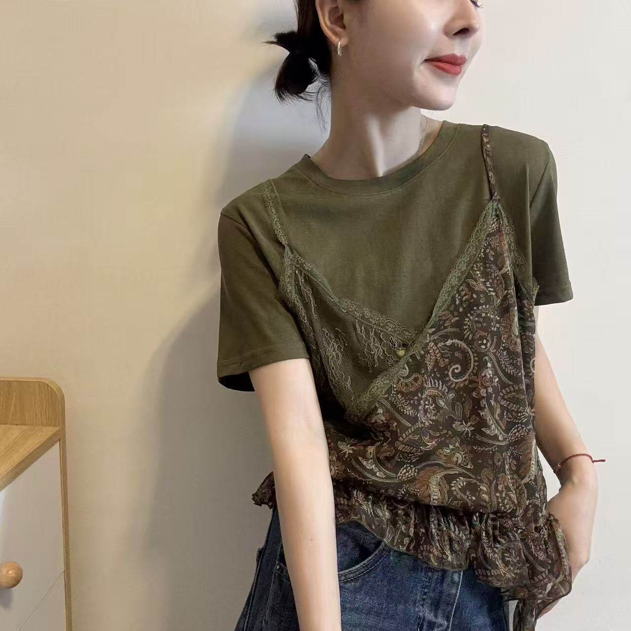 32257夏新品小个子短款显瘦蕾丝荷叶边碎花吊带假两件短袖T恤衫女