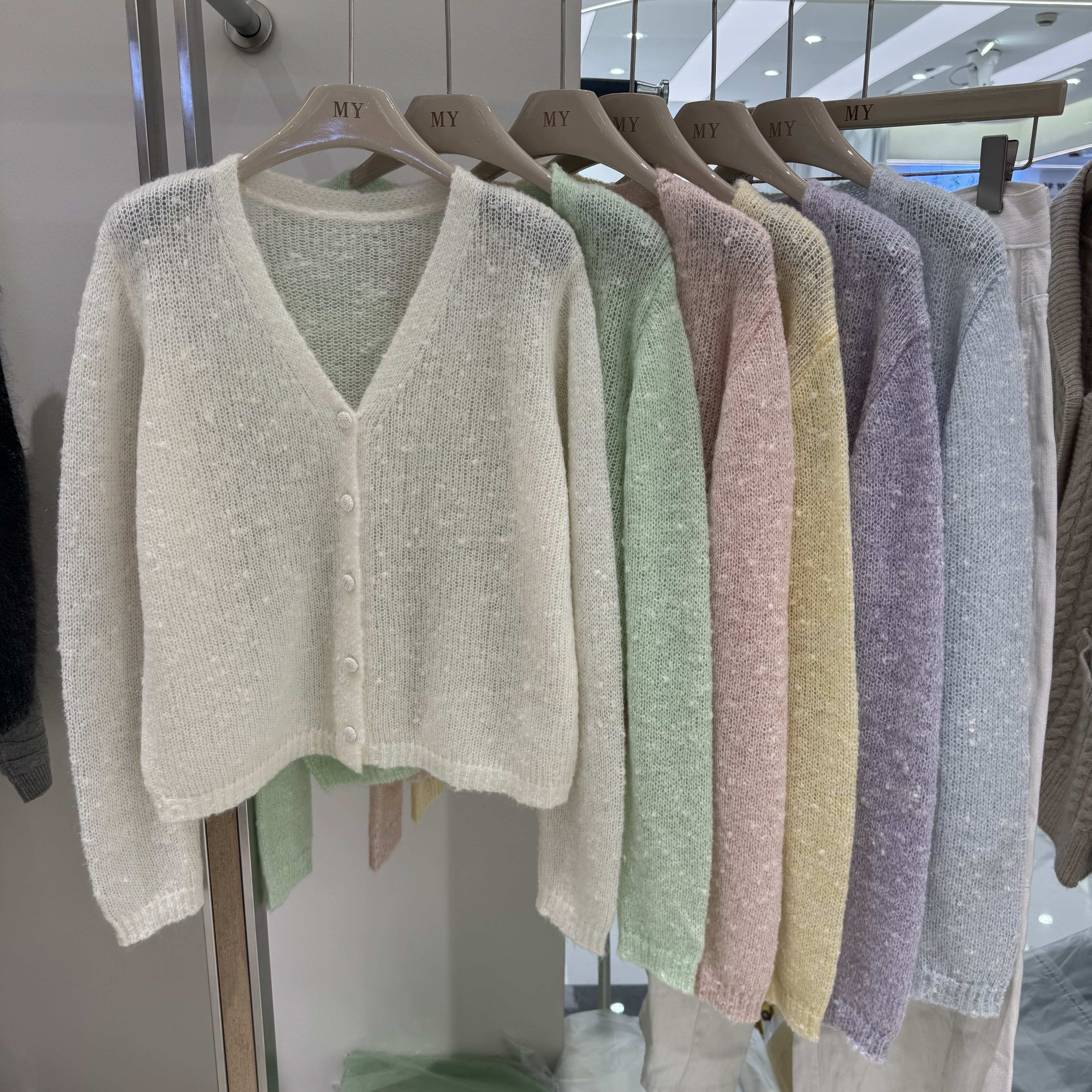 韩版V领单排扣针织开衫糖果色薄款防晒毛衣外套温柔风上衣68176