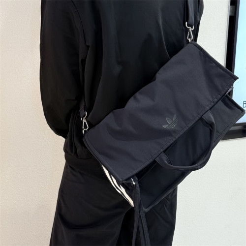Adidas三叶草 男女运动休闲潮流大容量经典背包拎包手提包 KW9638