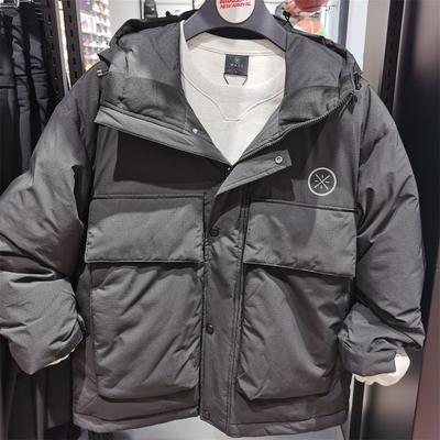 李宁 韦德男子运动休闲潮流防泼水鹅绒连帽羽绒服外套 AYMV063