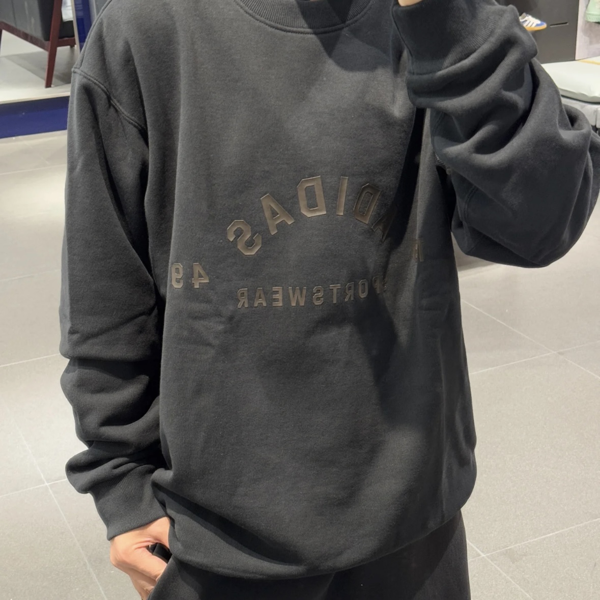 Adidas阿迪达斯 男子运动休闲潮流印花宽松卫衣 JL6063 JL6064