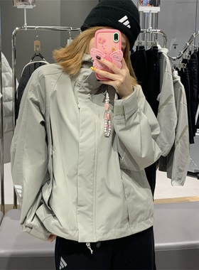 Adidas阿迪达斯 FOS女子运动休闲潮流户外夹克外套 KS0066 KS0067