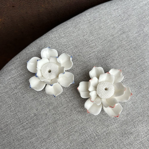 陶瓷莲花线香香插座 简约香托（红/蓝颜色随机发）