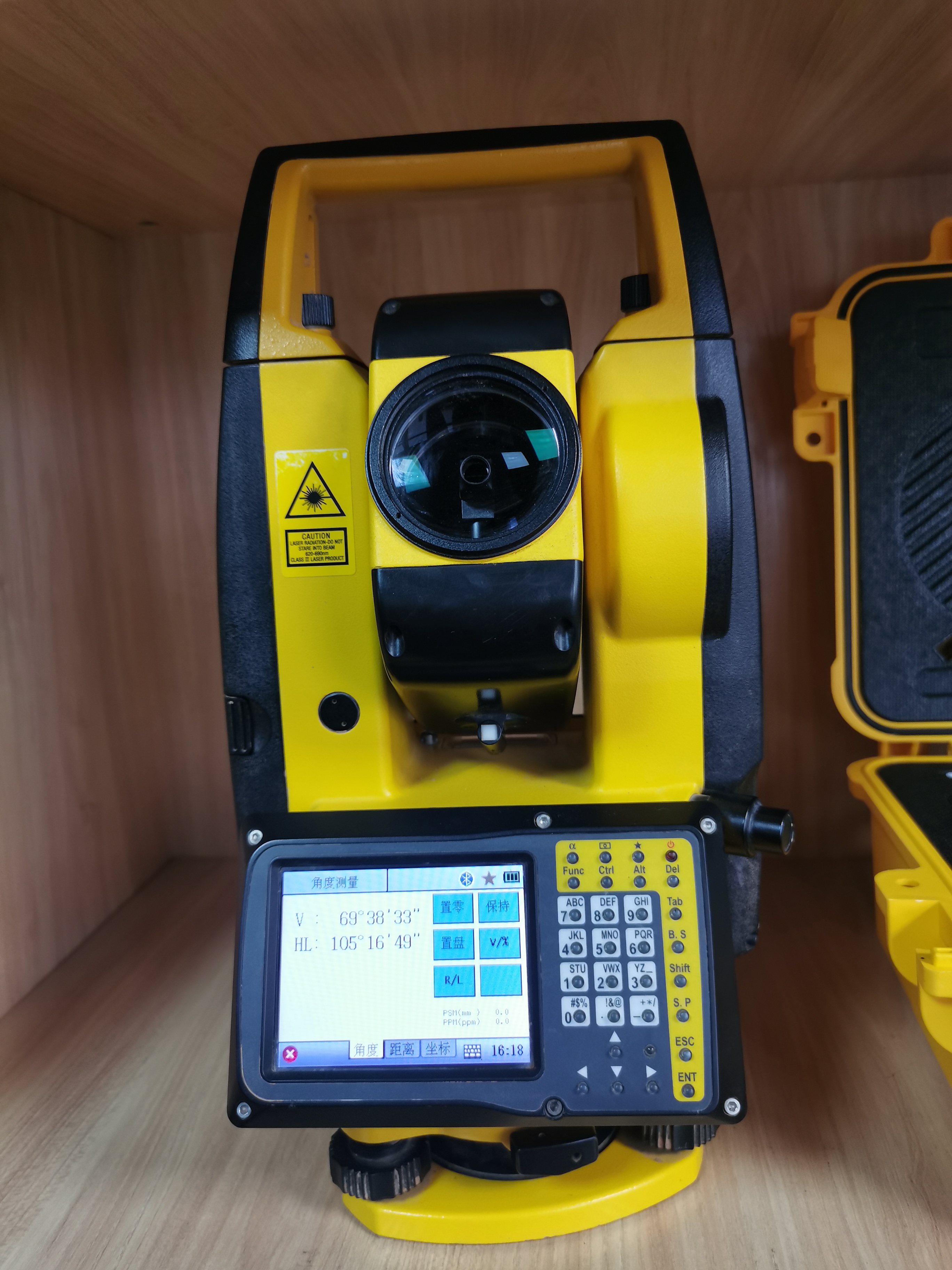 二手全站仪高端南方342r6A高精度带蓝牙免棱镜触摸彩屏桥隧测量