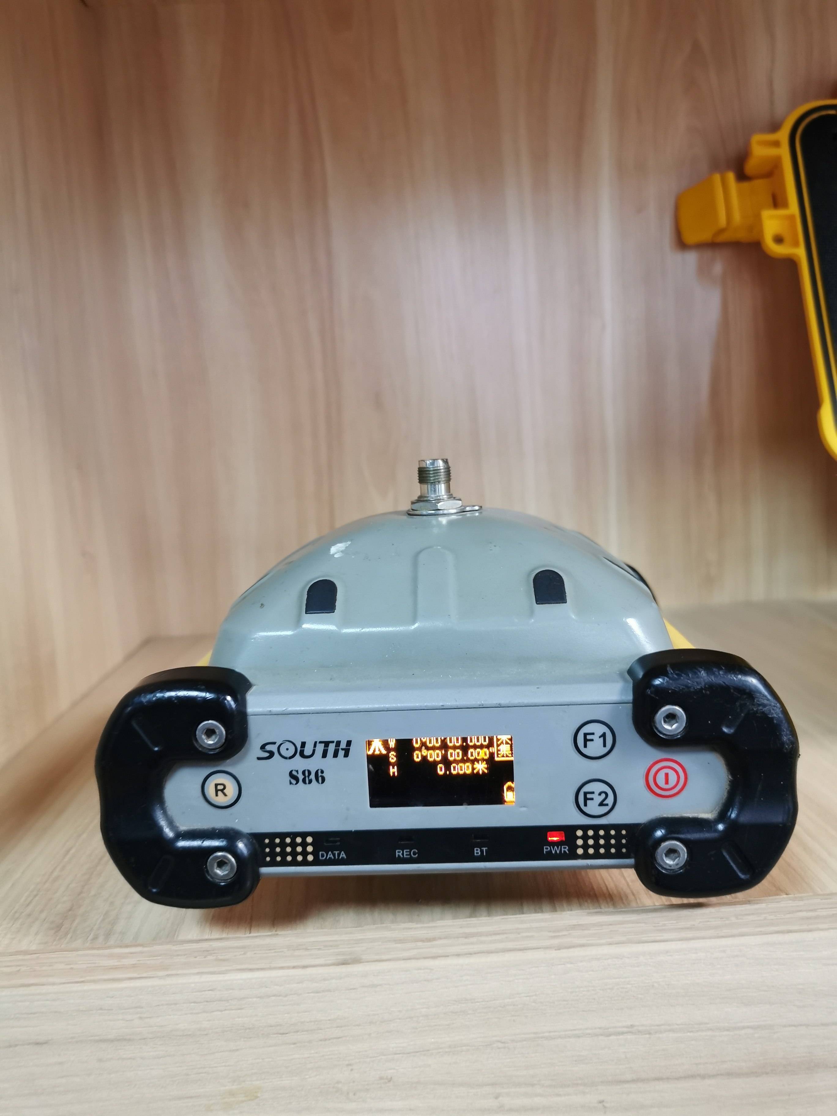 二手南方S86GPSrtk仪器测绘仪器接收机天宝3星空旷地测量精度2cm